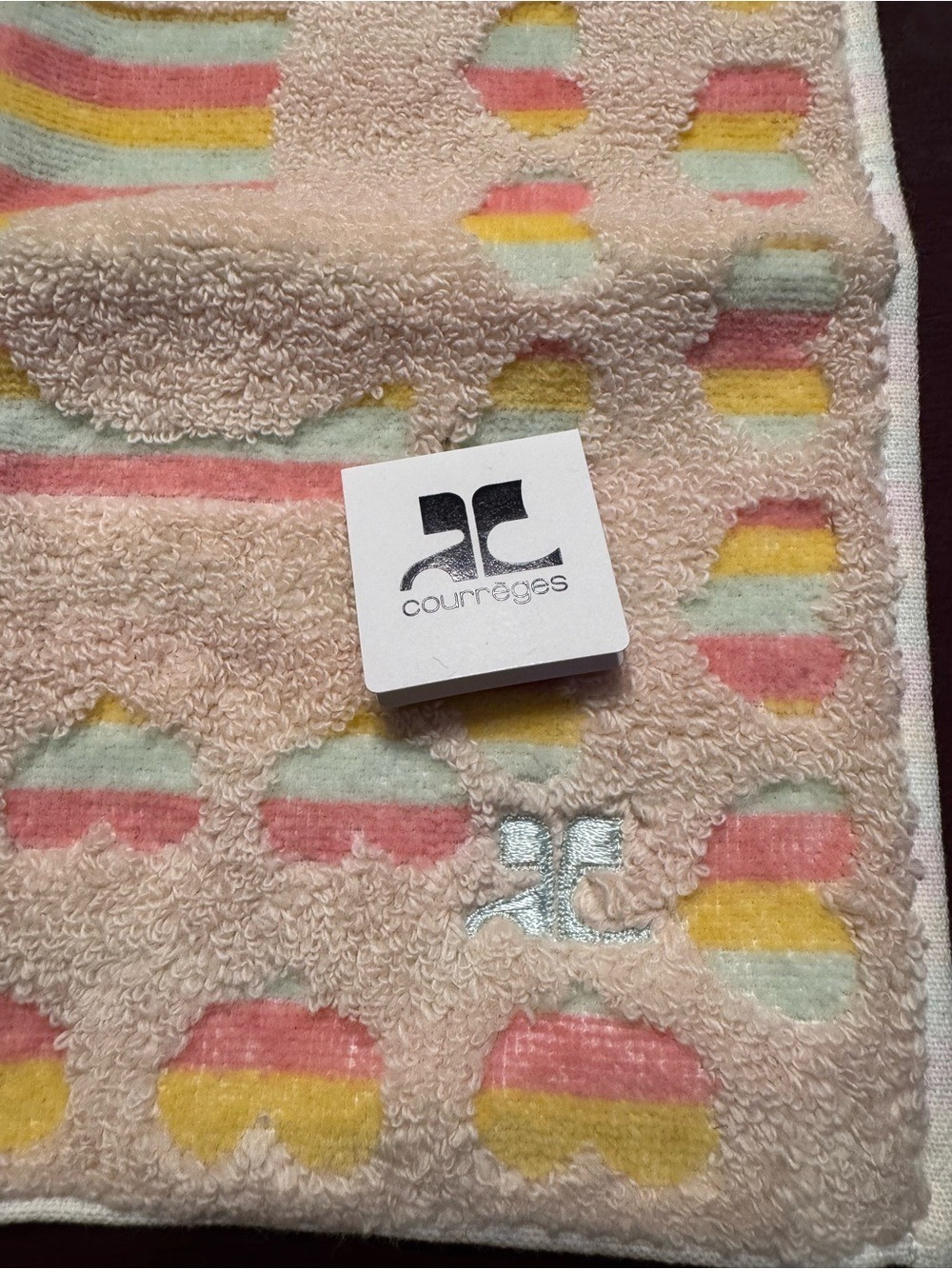 Courreges Hand Towel NWT - Picture 8 of 8